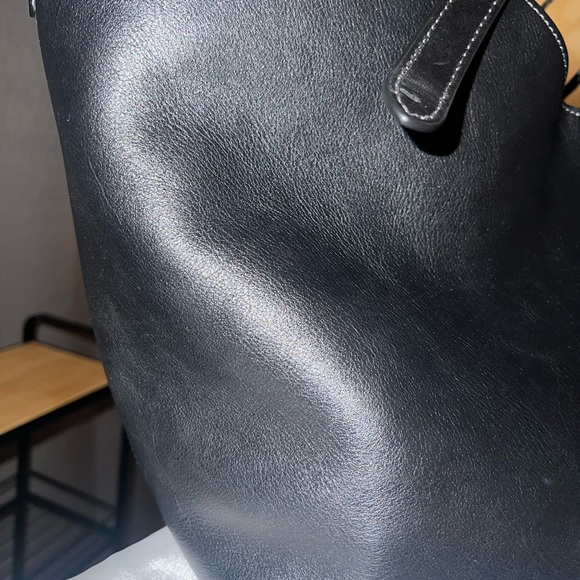 Coach Gramercy Tote - Picture 14 of 16